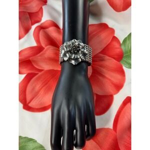 Vintage Silver Tone Floral Stretch Cuff Bracelet Metallic Beaded Statement